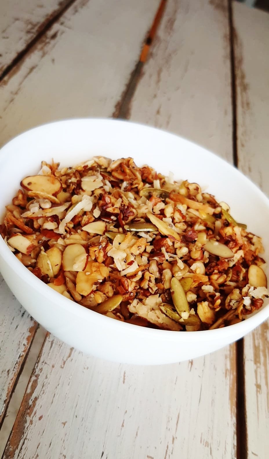 Keto Nut Granola con Monk Fruit