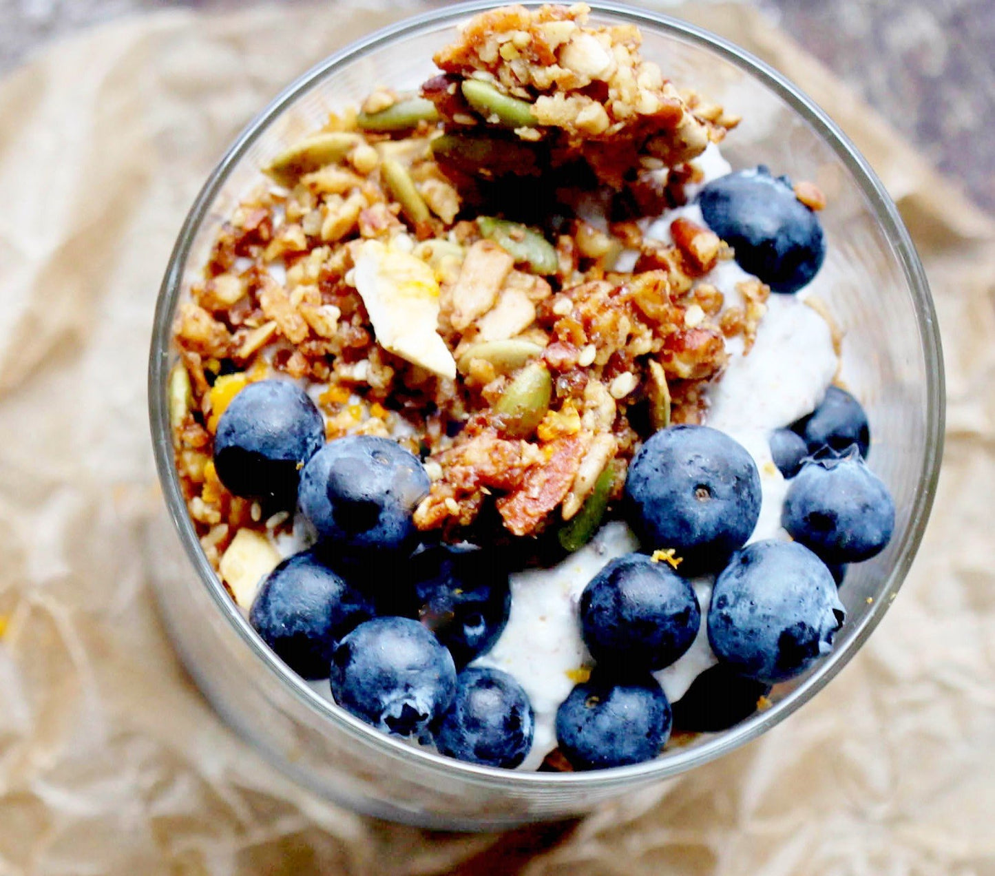 Keto Nut Granola con Monk Fruit